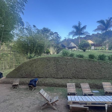 بيت شباب Volare Guatape Isla المظهر الخارجي الصورة